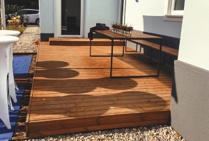 Holzterrasse von Hattinger Holzbau GmbH in Ried im Innkreis